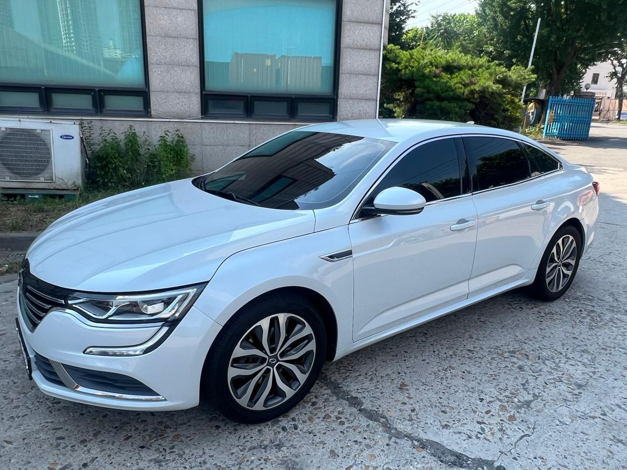 Renault SM6 2018